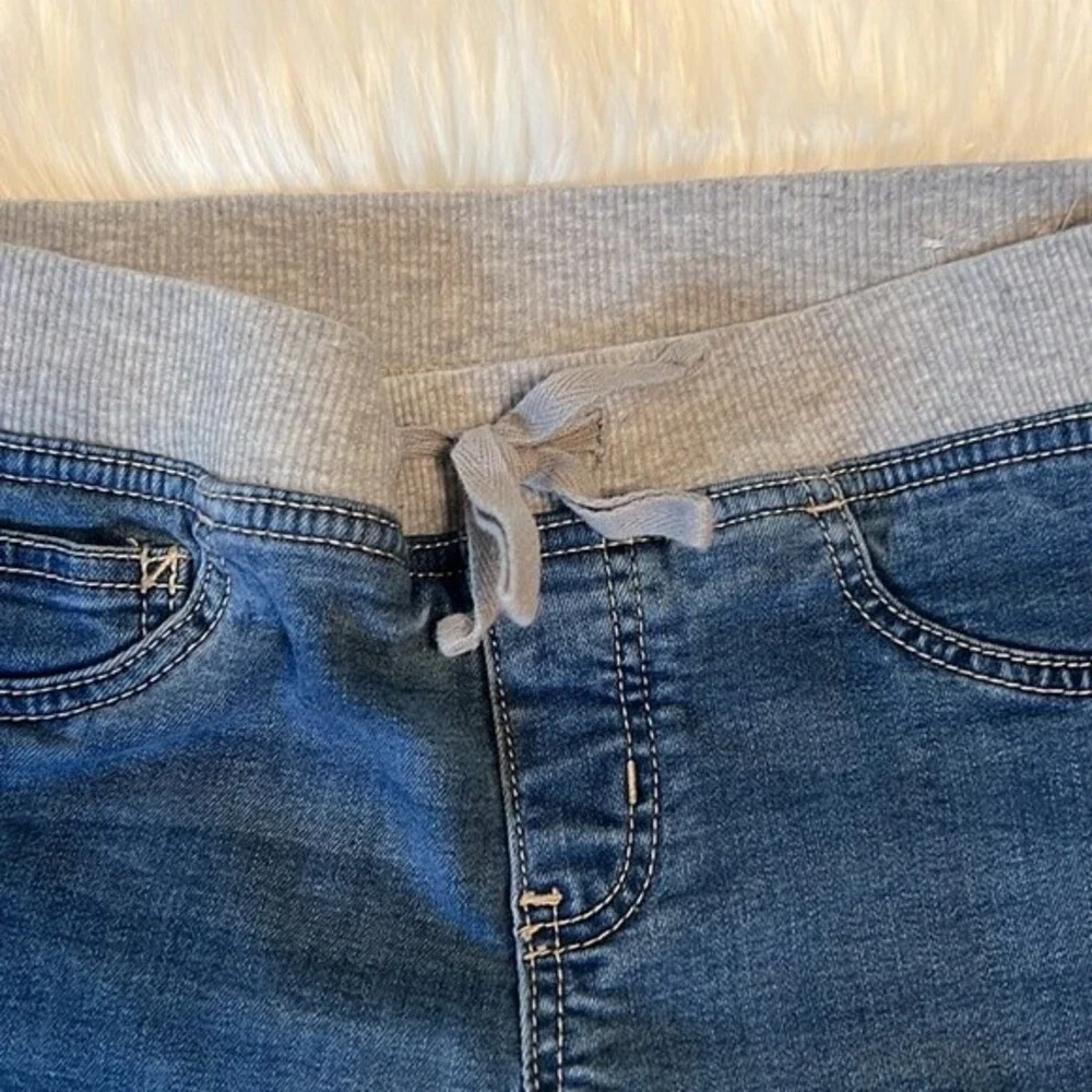 Justice Girls Blue Denim Pull-up Jeans Size 10